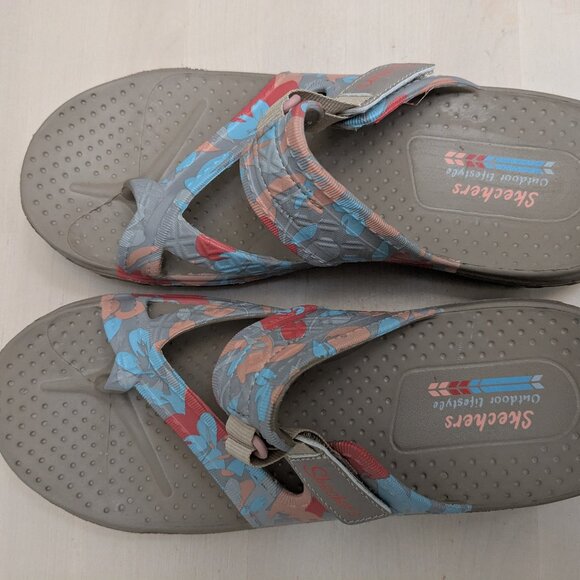 Skechers Women's Cali Gear Sandal Vacation Summer Outdoors Size 8 - Picture 2 of 3